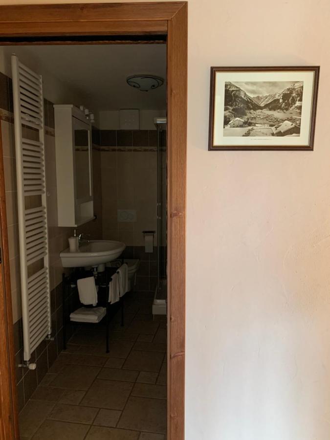 La Maison De Deni Aymavilles ภายนอก รูปภาพ