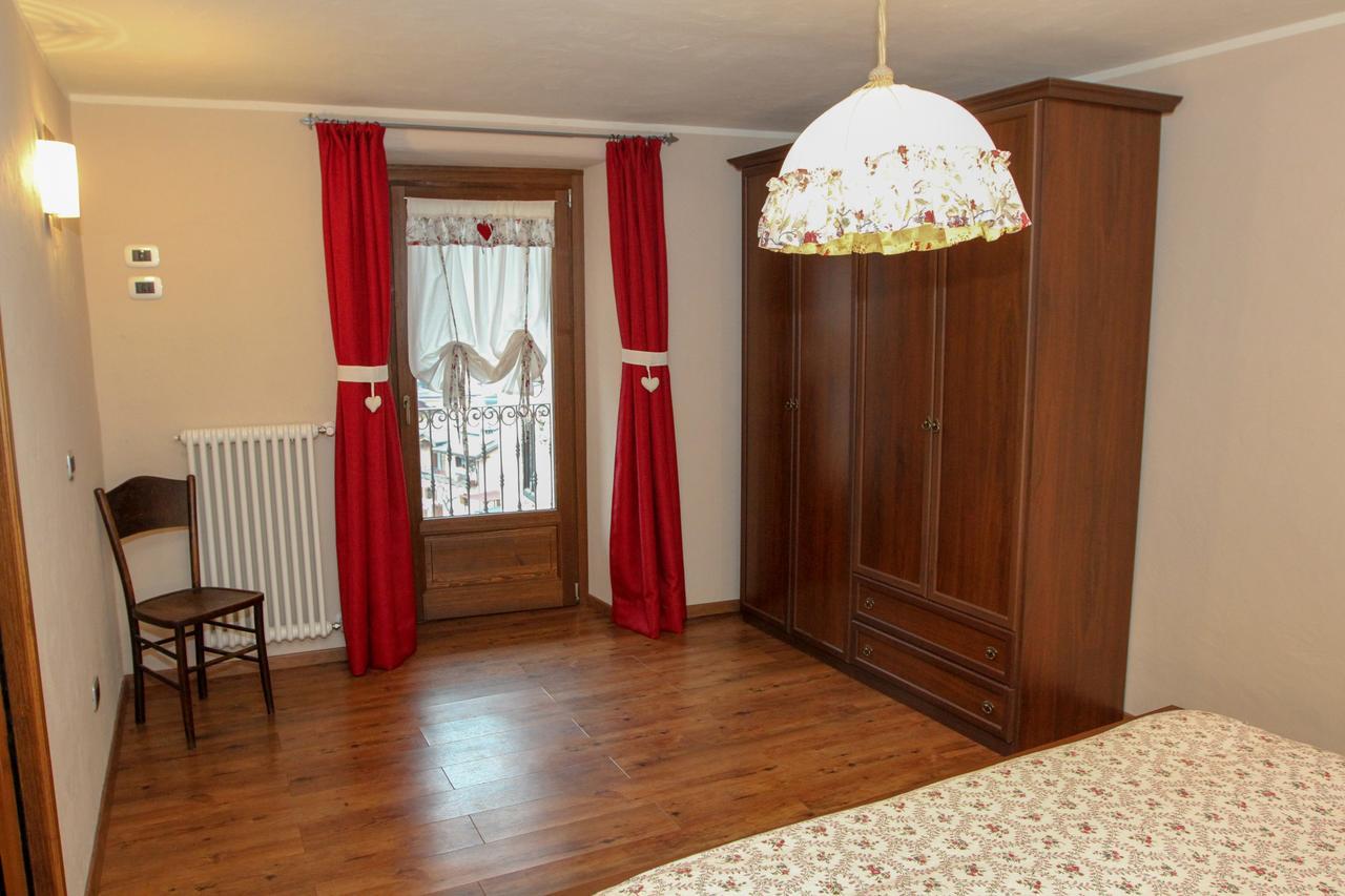 La Maison De Deni Aymavilles ภายนอก รูปภาพ